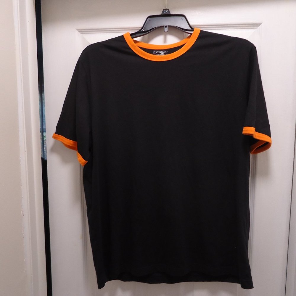 Zengjo Men's Black and Orange Short Sleeve T-Shirt Sz X Lg